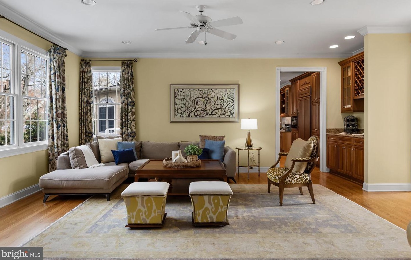 32 Cv Rd, Moorestown NJ 08057-3949 exterior