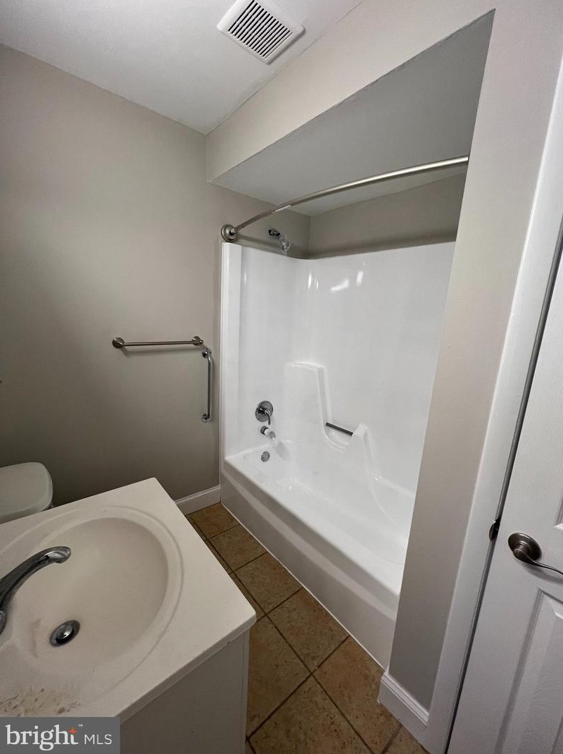 316 Kenilworth Ave, Moorestown NJ  08057-2318 exterior