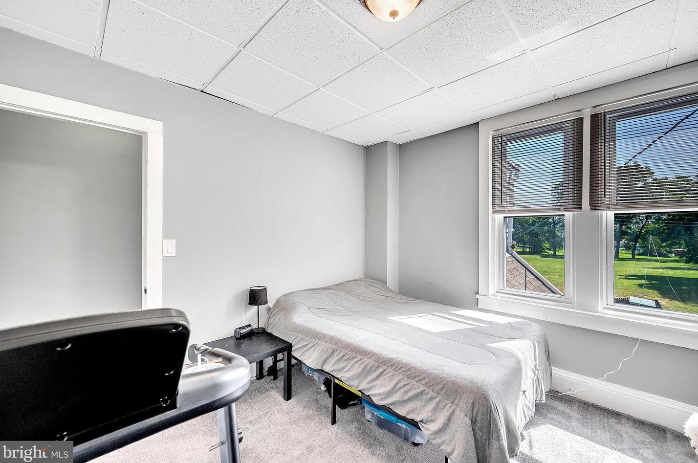 228 4 Ave, Roebling NJ 08554-1302 exterior