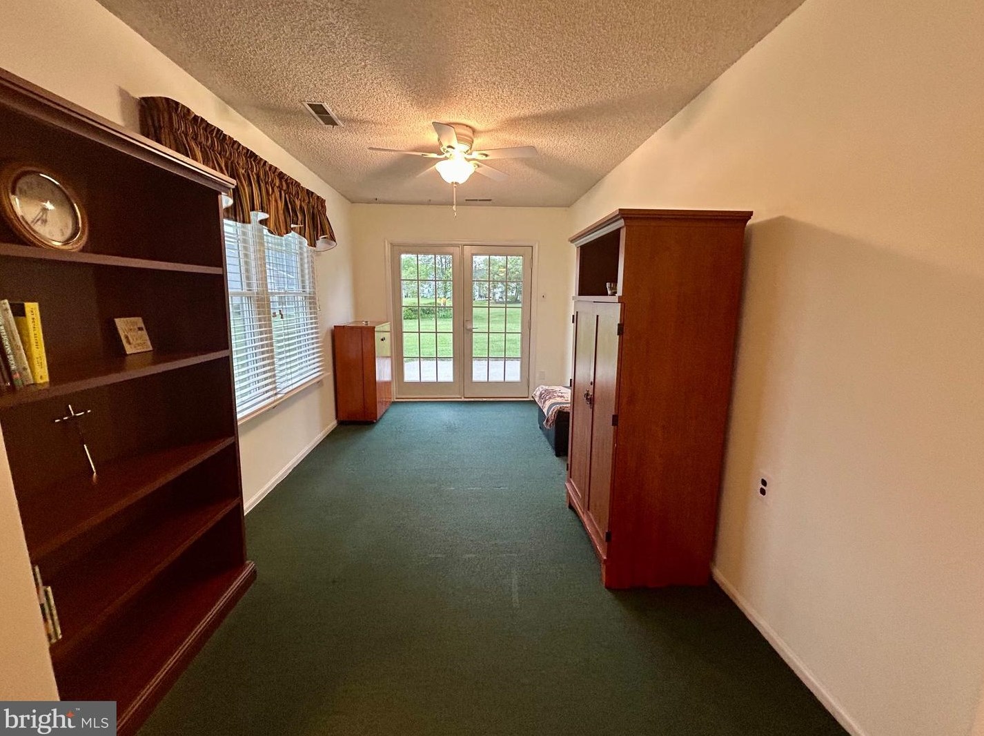 12 Gretna Ct, Mount Laurel NJ 08054-3036 exterior