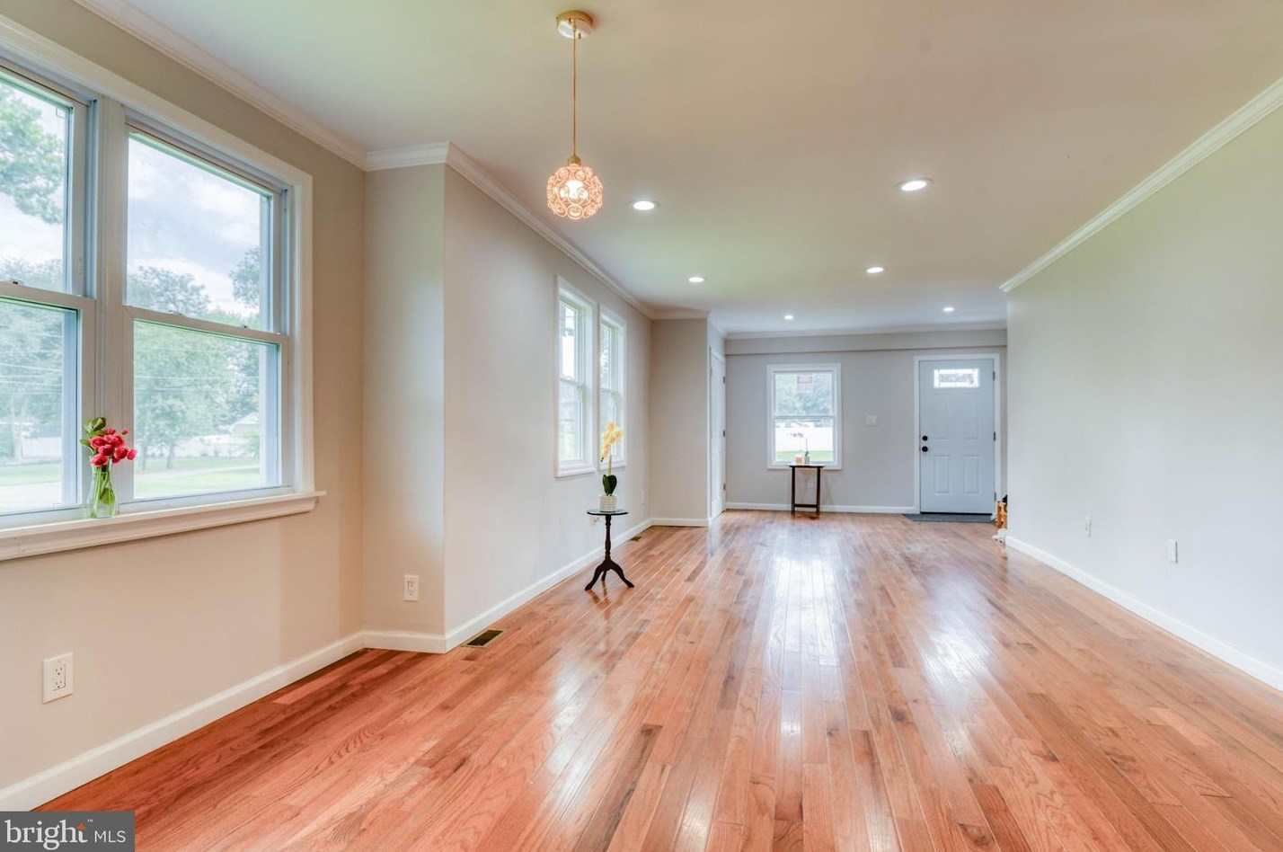 206 Garnet Ave, Mount Laurel NJ exterior