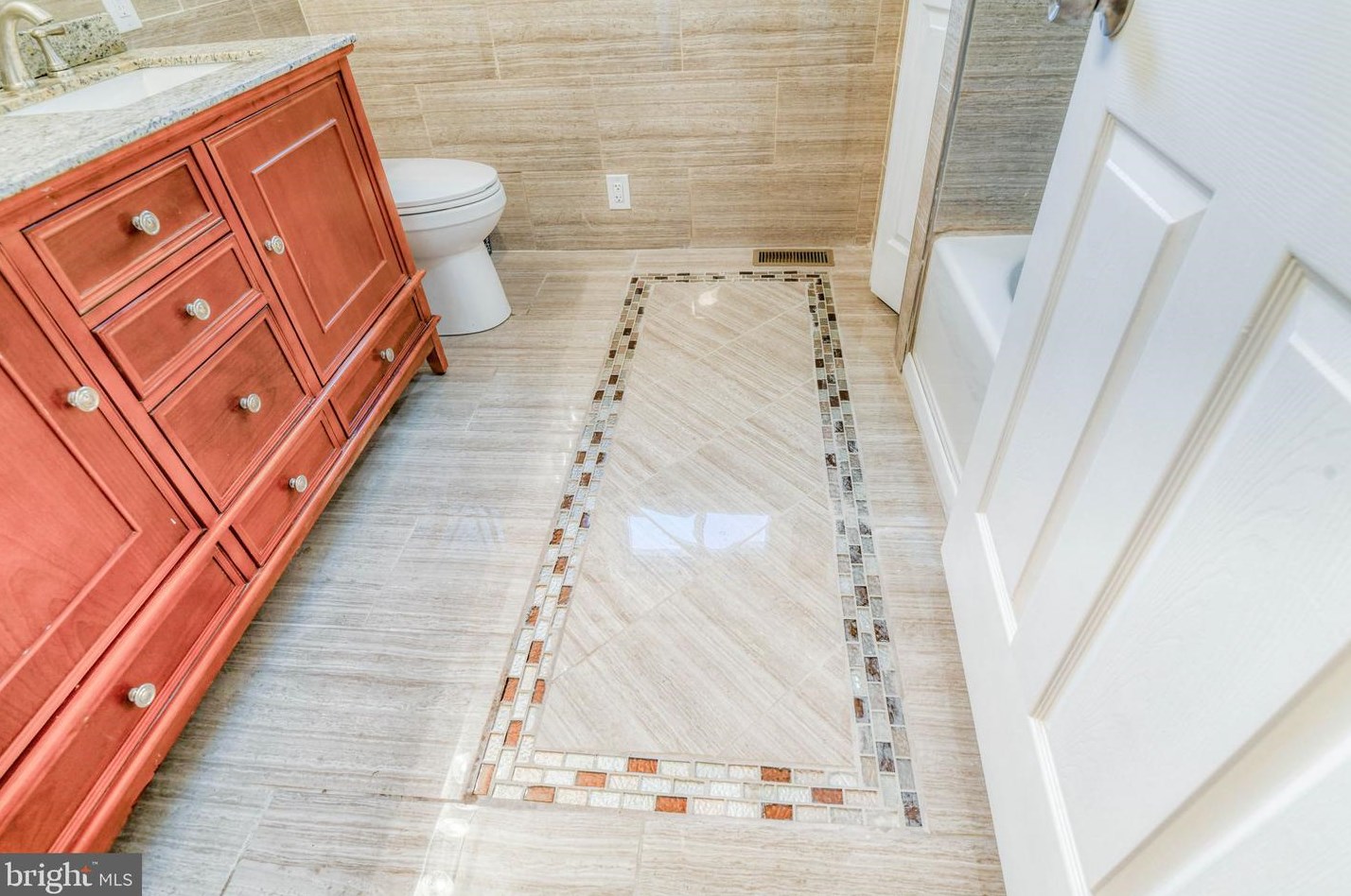 206 Garnet Ave, Mount Laurel NJ exterior