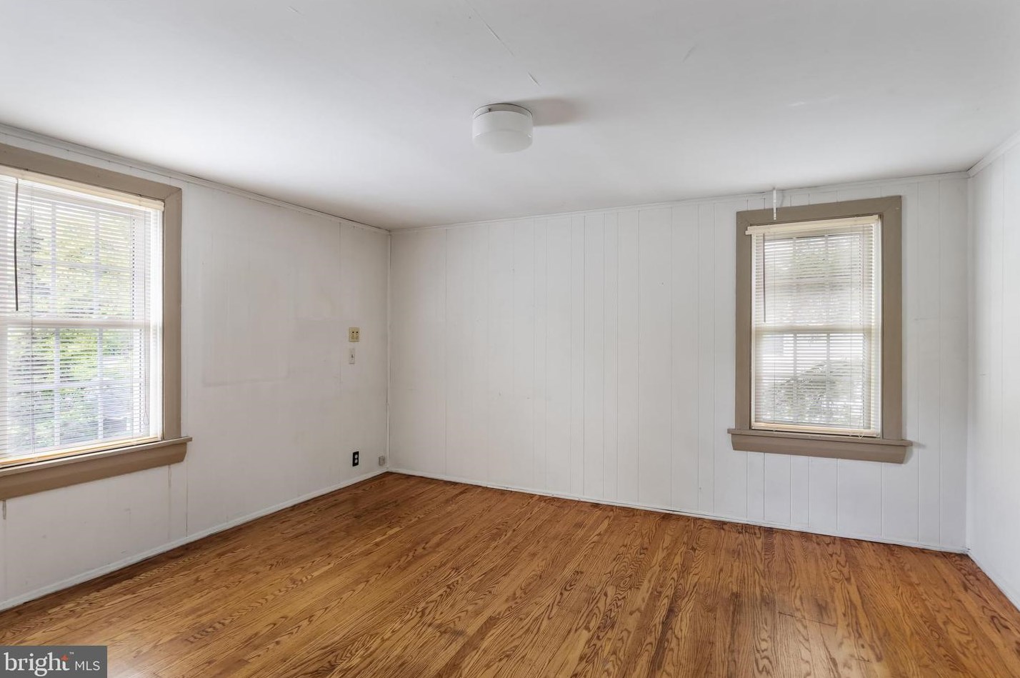 281 2 St, Moorestown NJ 08057-3304 exterior