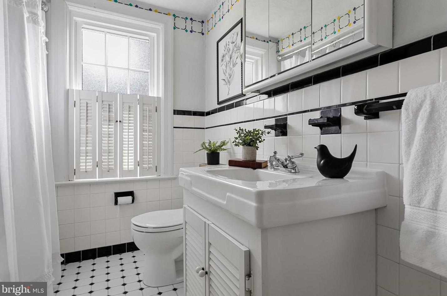 281 2 St, Moorestown NJ 08057-3304 exterior