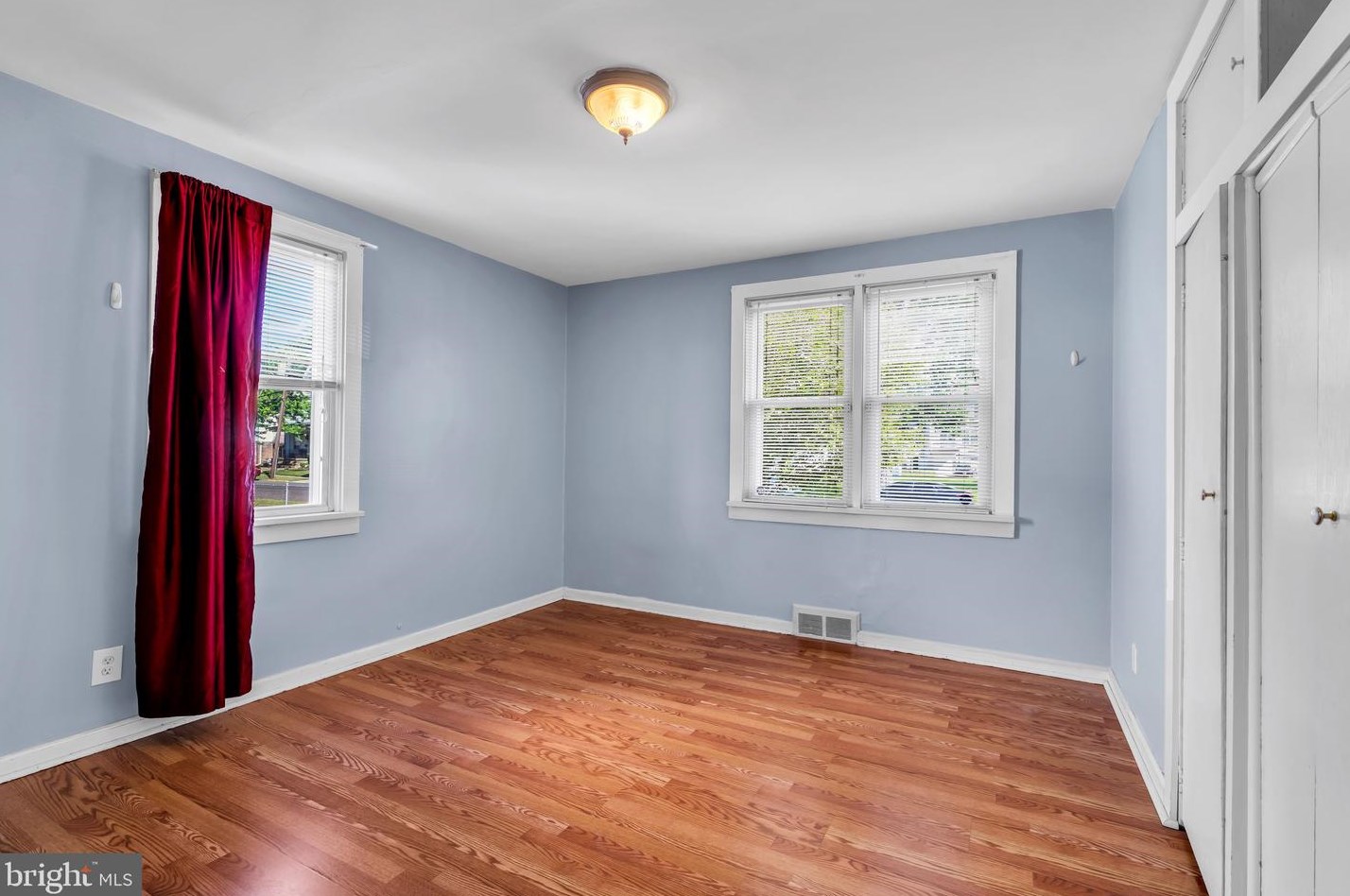 205 Federal St, Burlington NJ 08016-1614 exterior