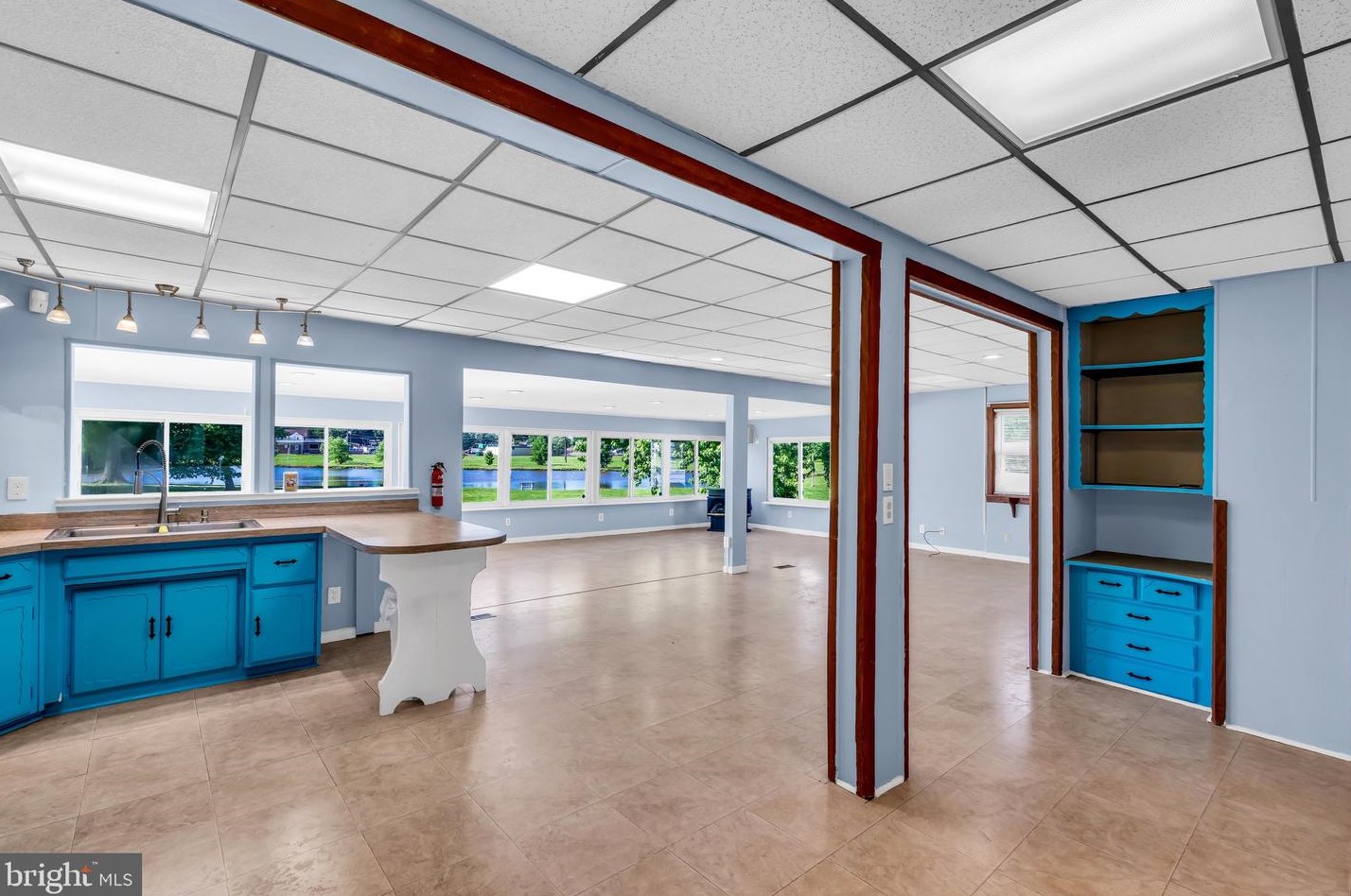 205 Federal St, Burlington NJ 08016-1614 exterior