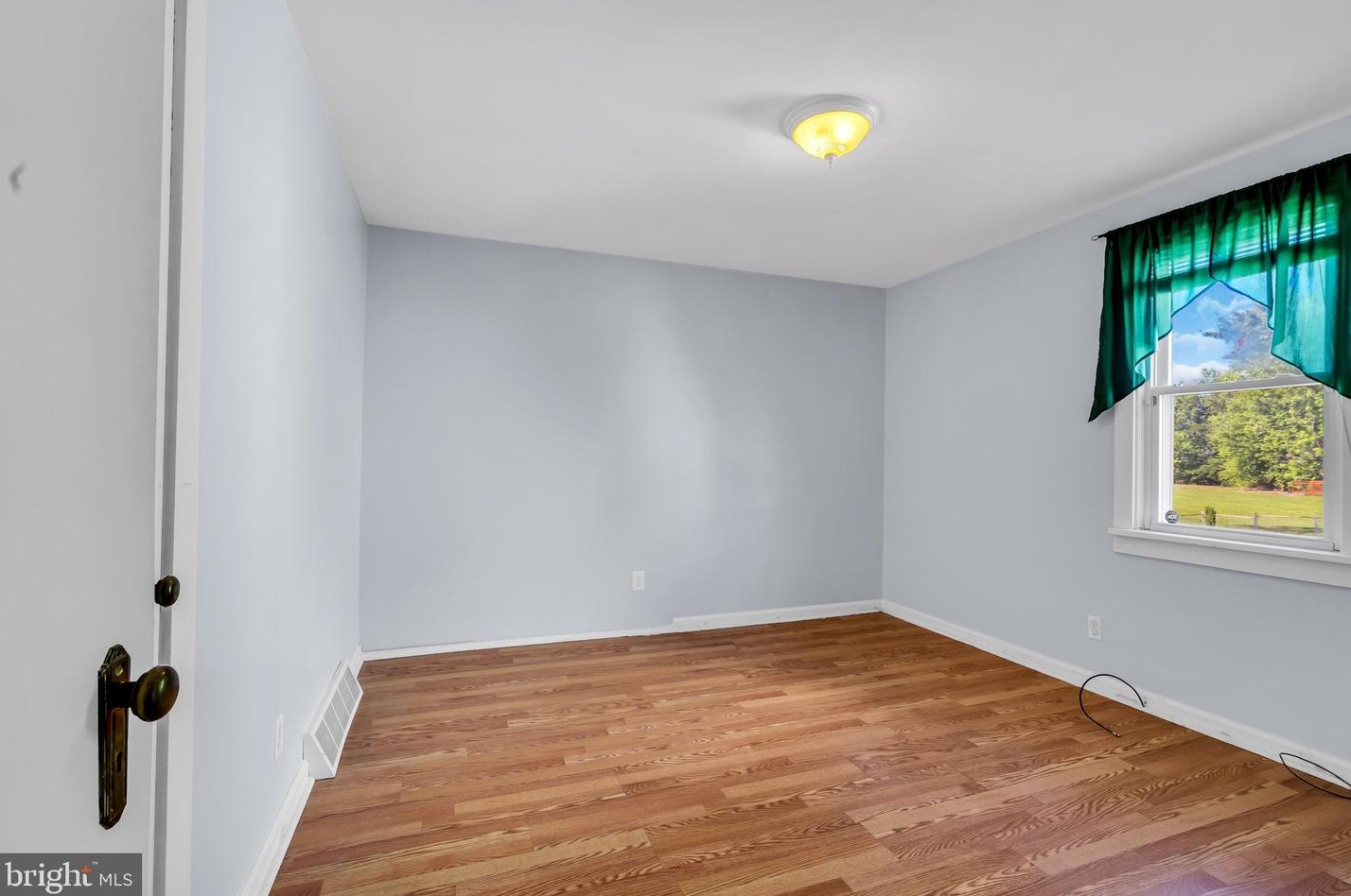 205 Federal St, Burlington NJ 08016-1614 exterior