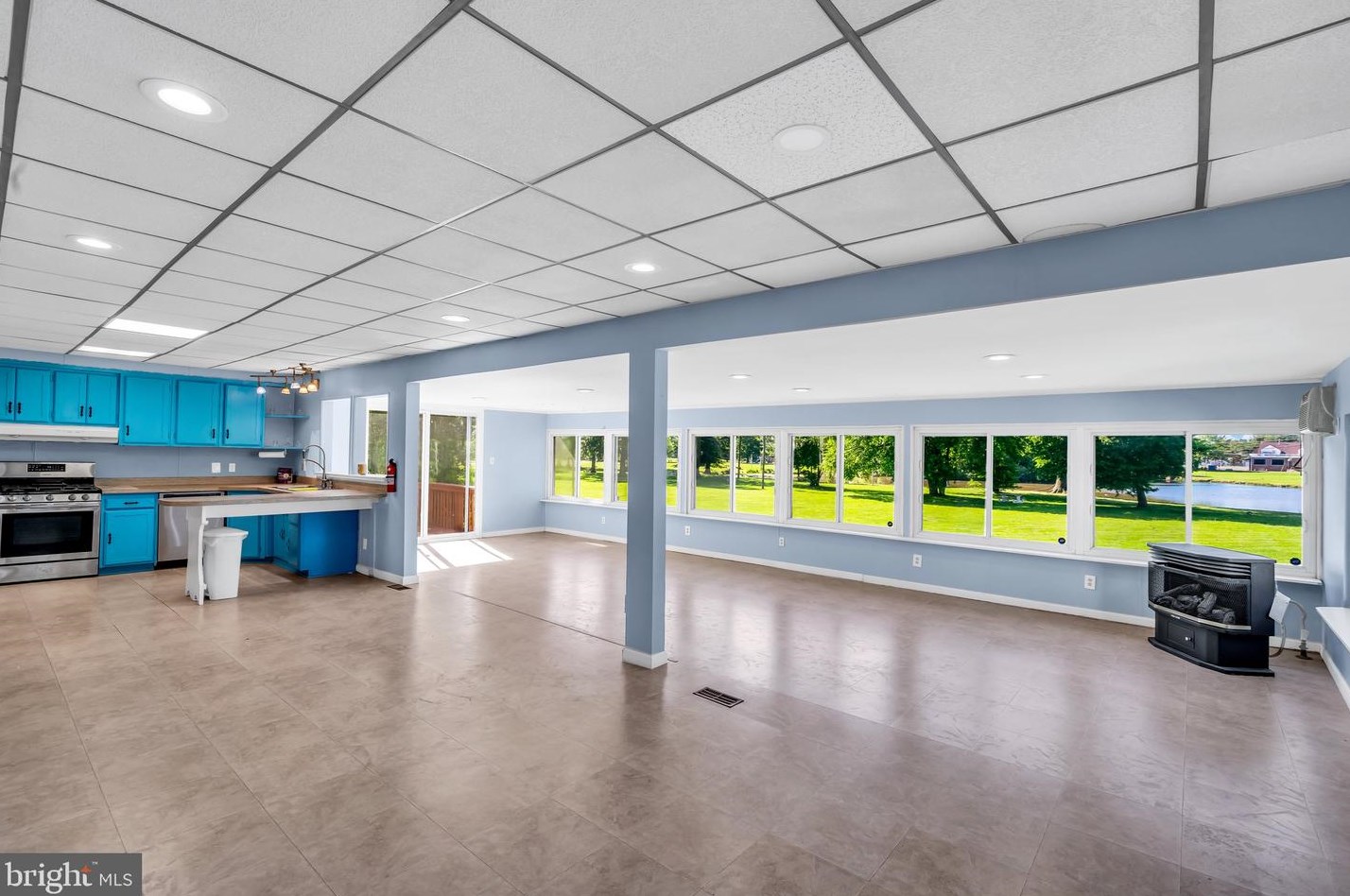 205 Federal St, Burlington NJ 08016-1614 exterior