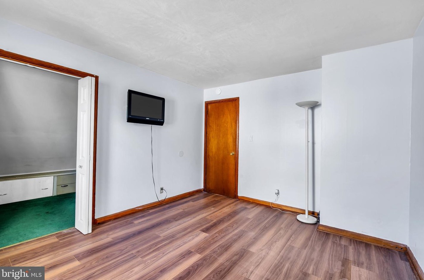 205 Federal St, Burlington NJ 08016-1614 exterior