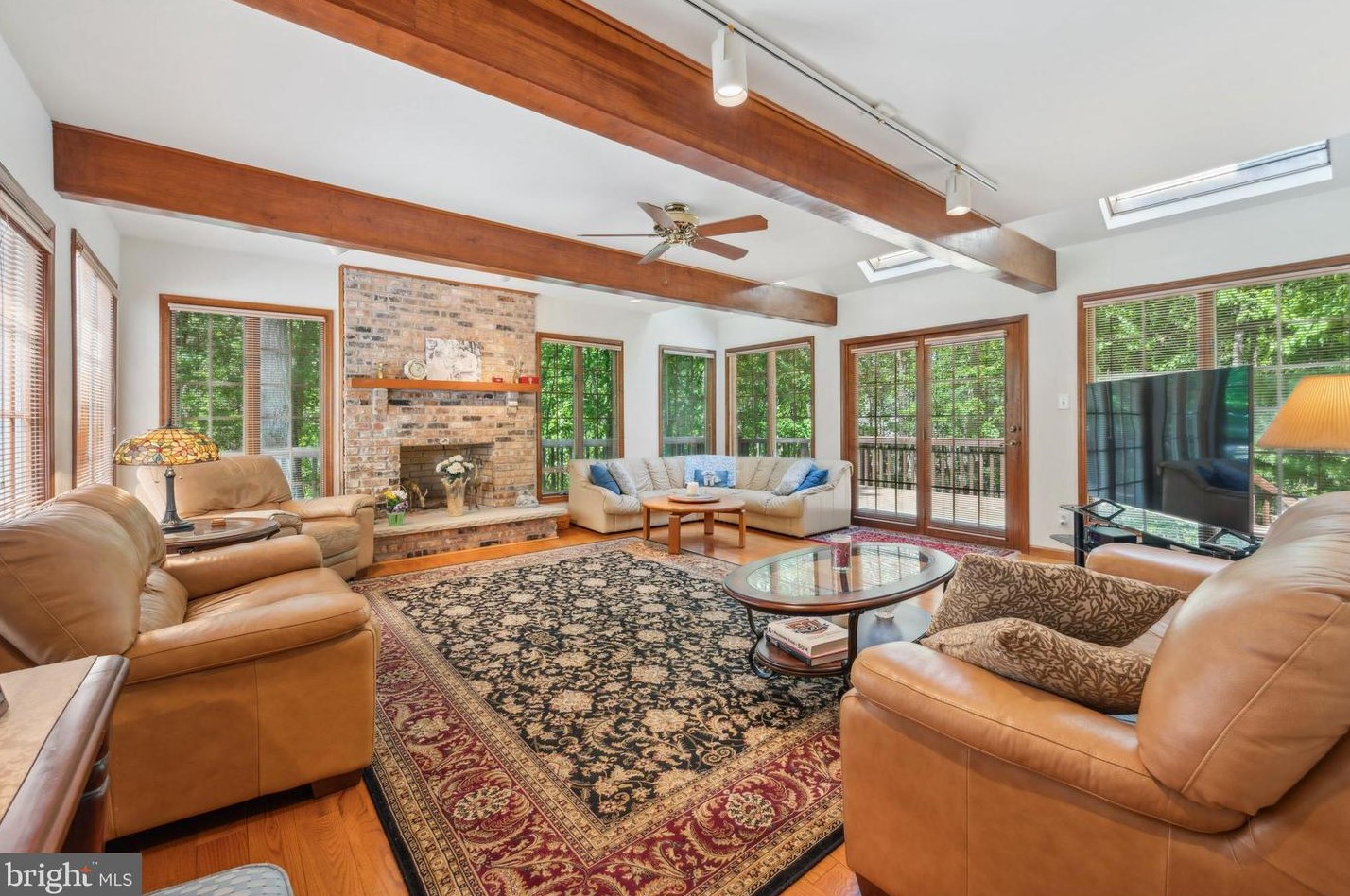 46 Fox Hl Dr, Southampton NJ  08088-9036 exterior