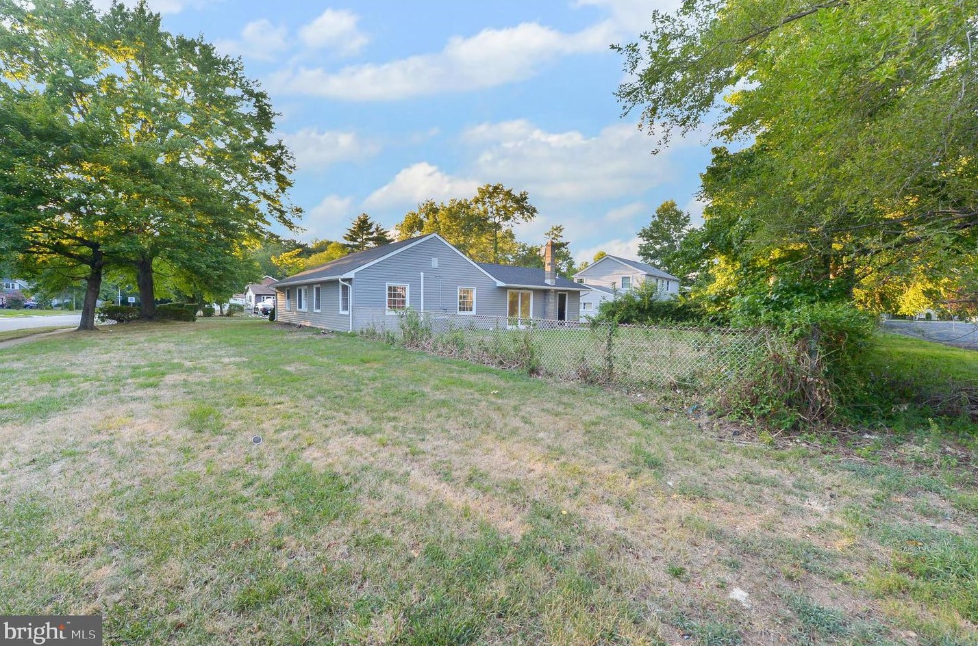 67 Parkside Cir, Willingboro NJ  08046-2610 exterior