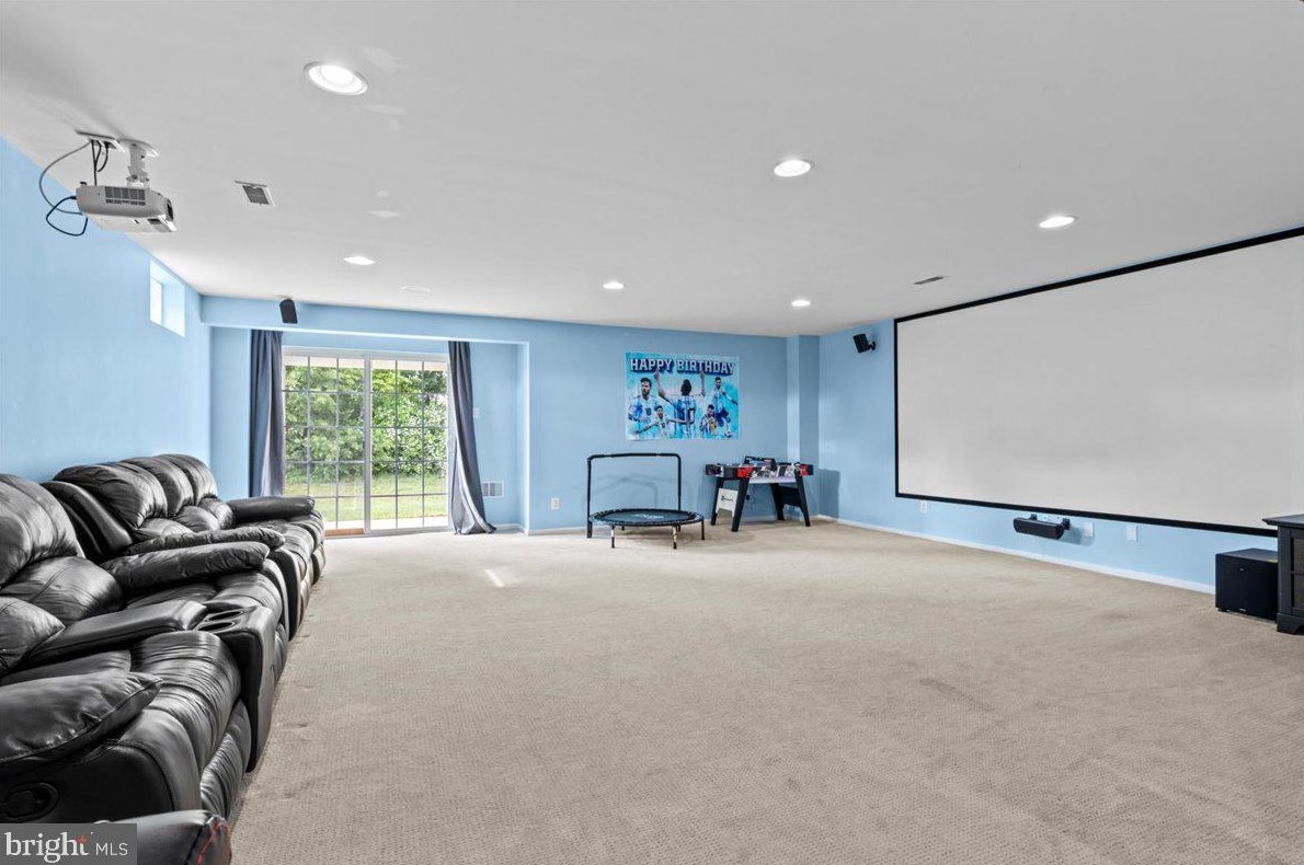 60 Stern Lgt Dr, Mount Laurel NJ 08054-1638 exterior