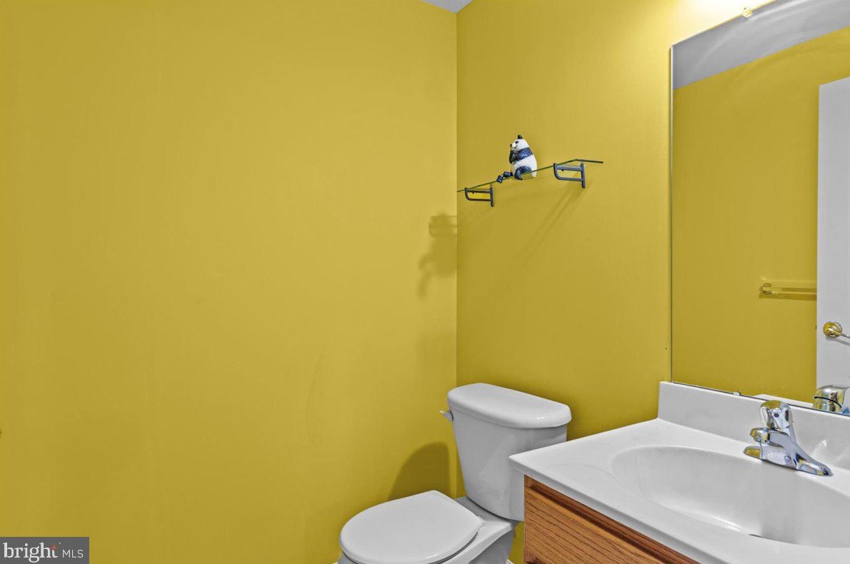 60 Stern Lgt Dr, Mount Laurel NJ 08054-1638 exterior