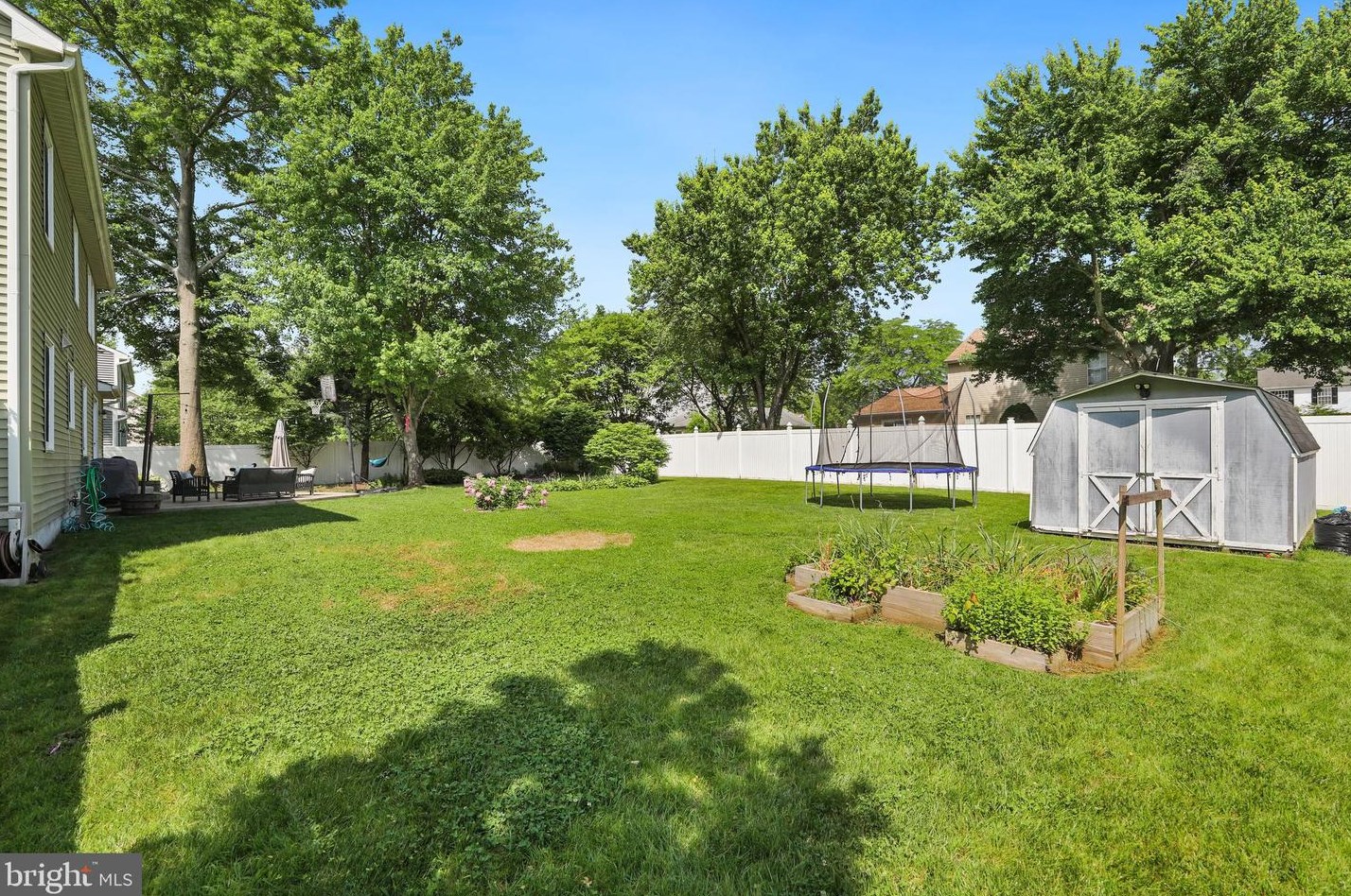 161 Rambling Rd, Lumberton Township NJ 08048-4628 exterior