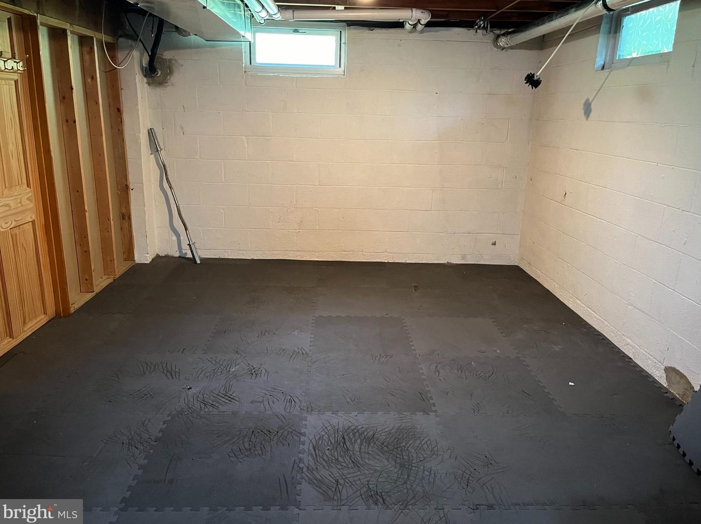 605 Parry Blvd, Riverton NJ  08077-3940 exterior