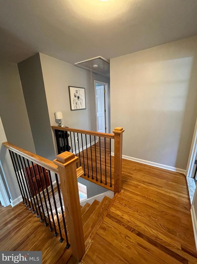 605 Parry Blvd, Riverton NJ  08077-3940 exterior