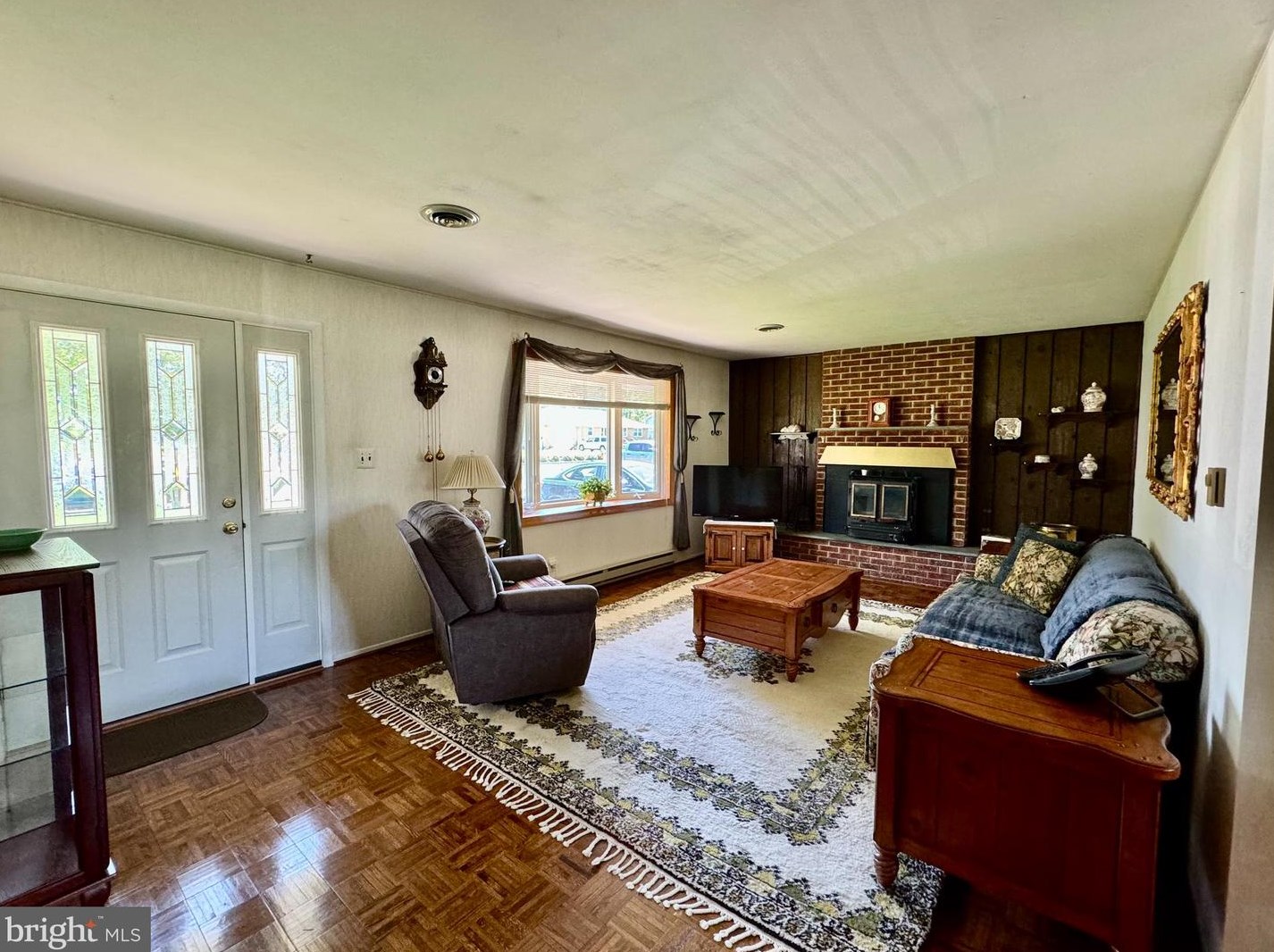 3 Kennedy Dr, Cookstown NJ 08511-1119 exterior