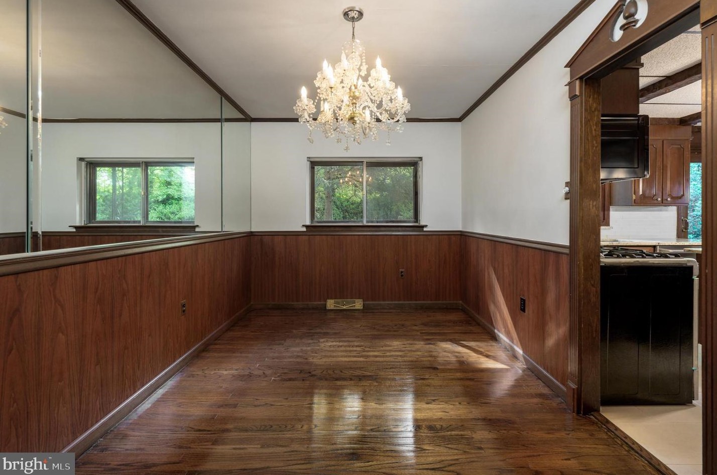 93 Taunton Rd, Medford NJ  08055-9363 exterior
