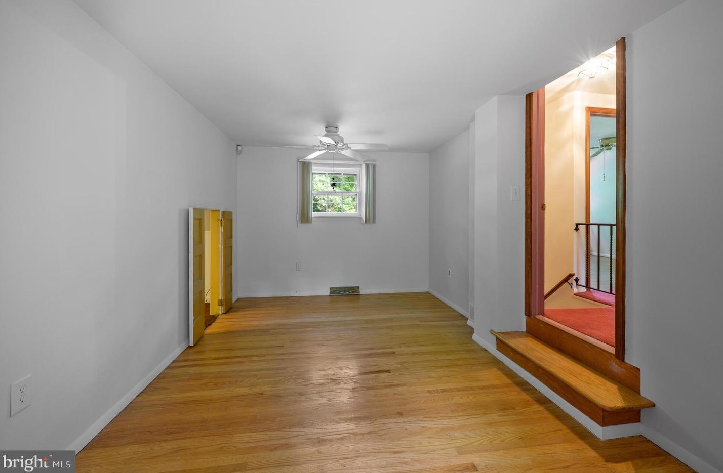 93 Taunton Rd, Medford NJ  08055-9363 exterior