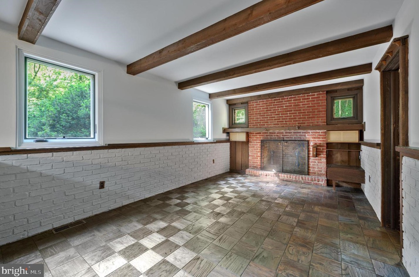 93 Taunton Rd, Medford NJ  08055-9363 exterior