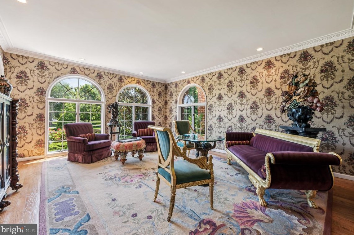 712 Kimberly Dr, Moorestown NJ  08057-4406 exterior