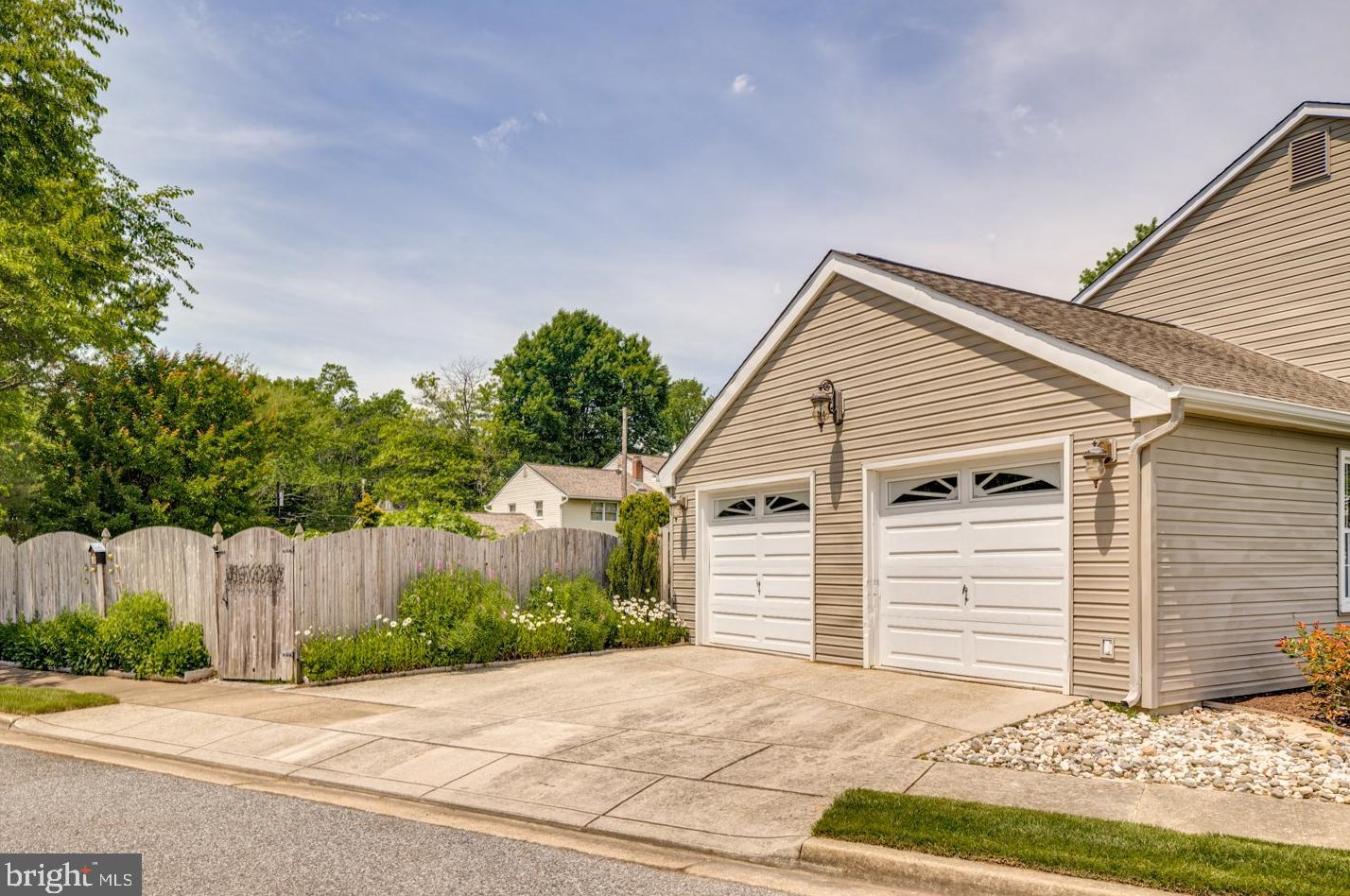 510 Mdw Ct, Mount Laurel NJ exterior