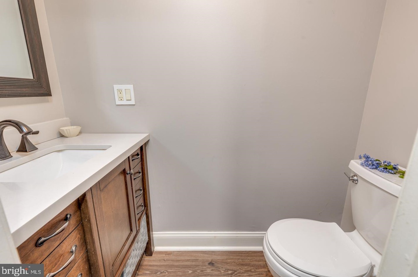 510 Mdw Ct, Mount Laurel NJ exterior