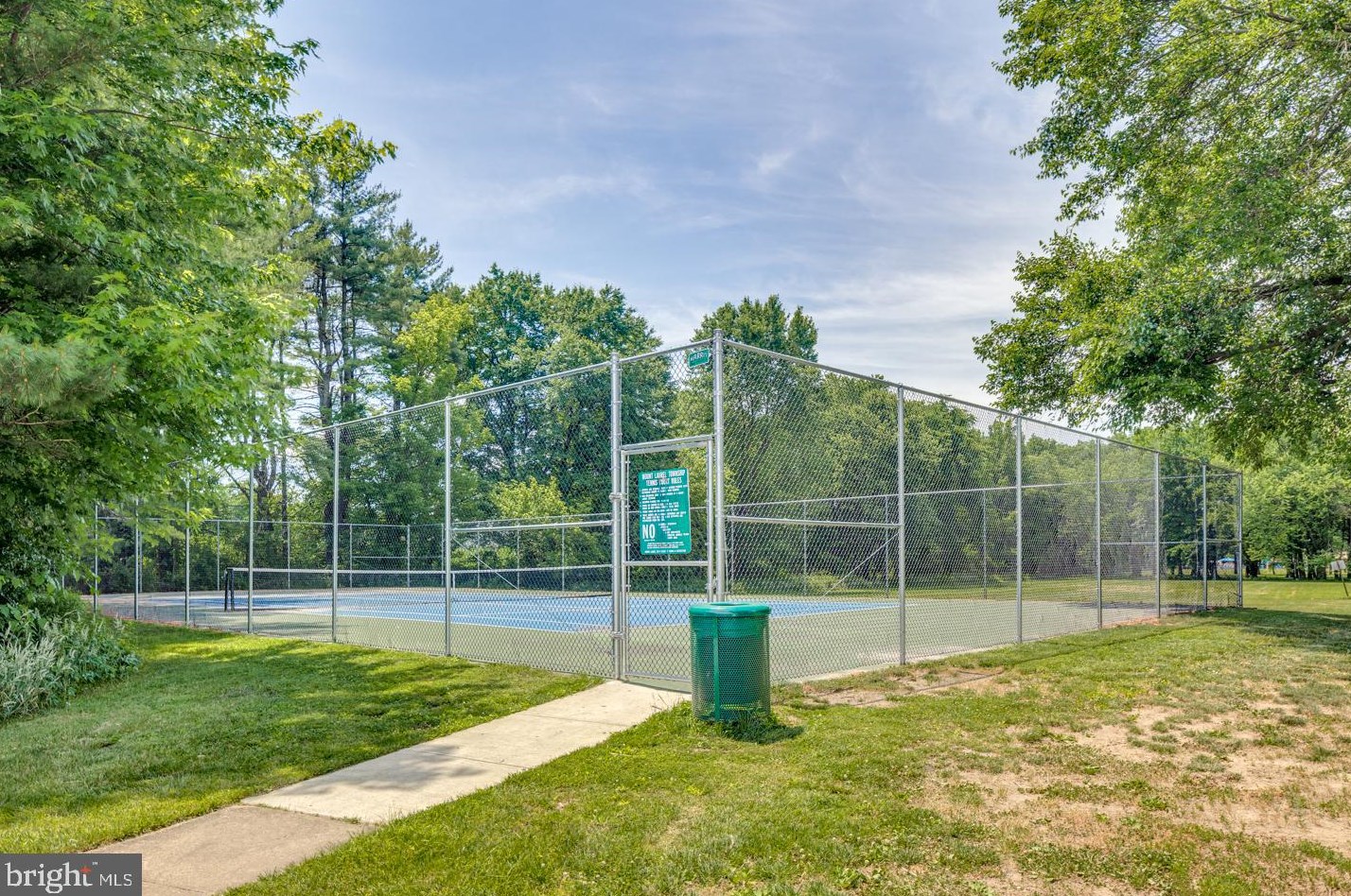 510 Mdw Ct, Mount Laurel NJ exterior