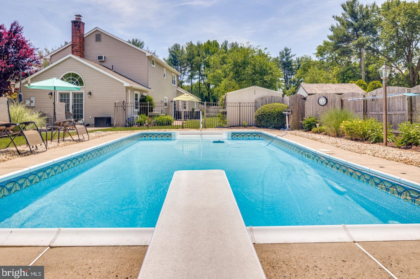 510 Mdw Ct, Mount Laurel NJ exterior