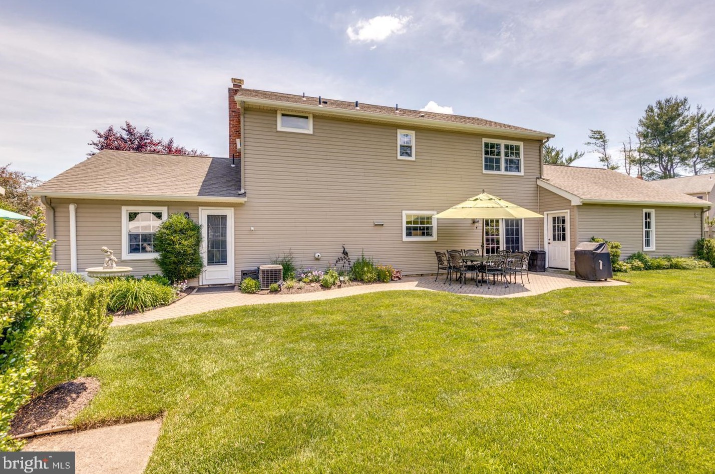 510 Mdw Ct, Mount Laurel NJ exterior