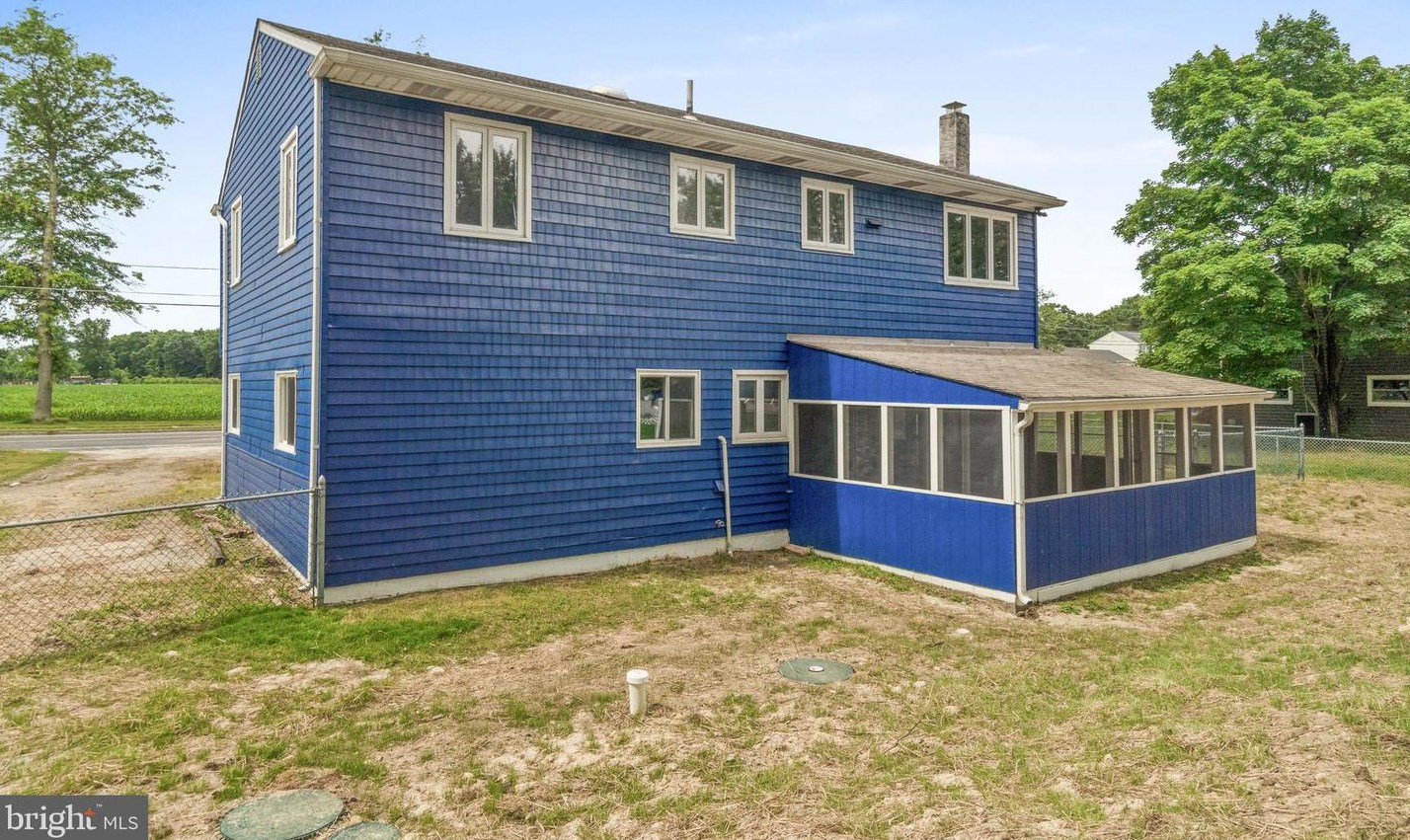 15 Hockamick Rd, Cookstown NJ 08511-1007 exterior