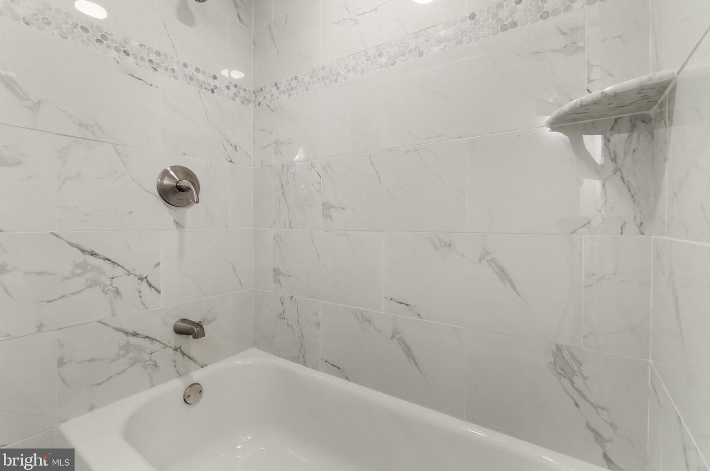 15 Hockamick Rd, Cookstown NJ 08511-1007 exterior