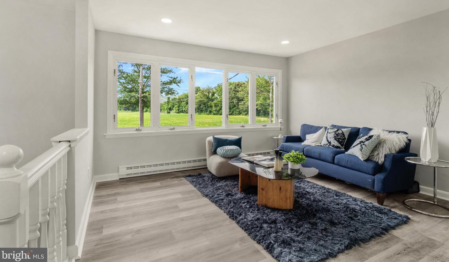 15 Hockamick Rd, Cookstown NJ 08511-1007 exterior