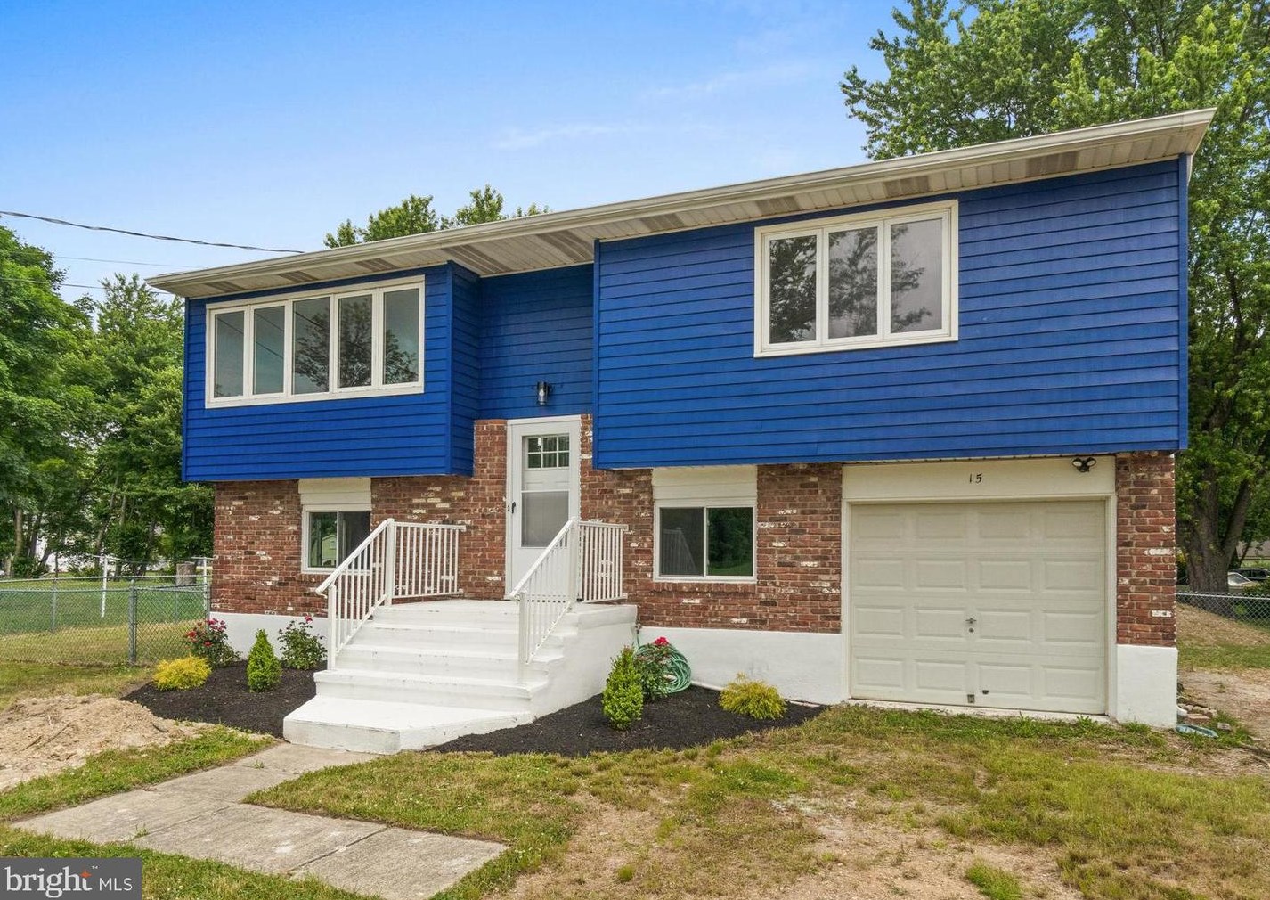 15 Hockamick Rd, Cookstown NJ 08511-1007 exterior