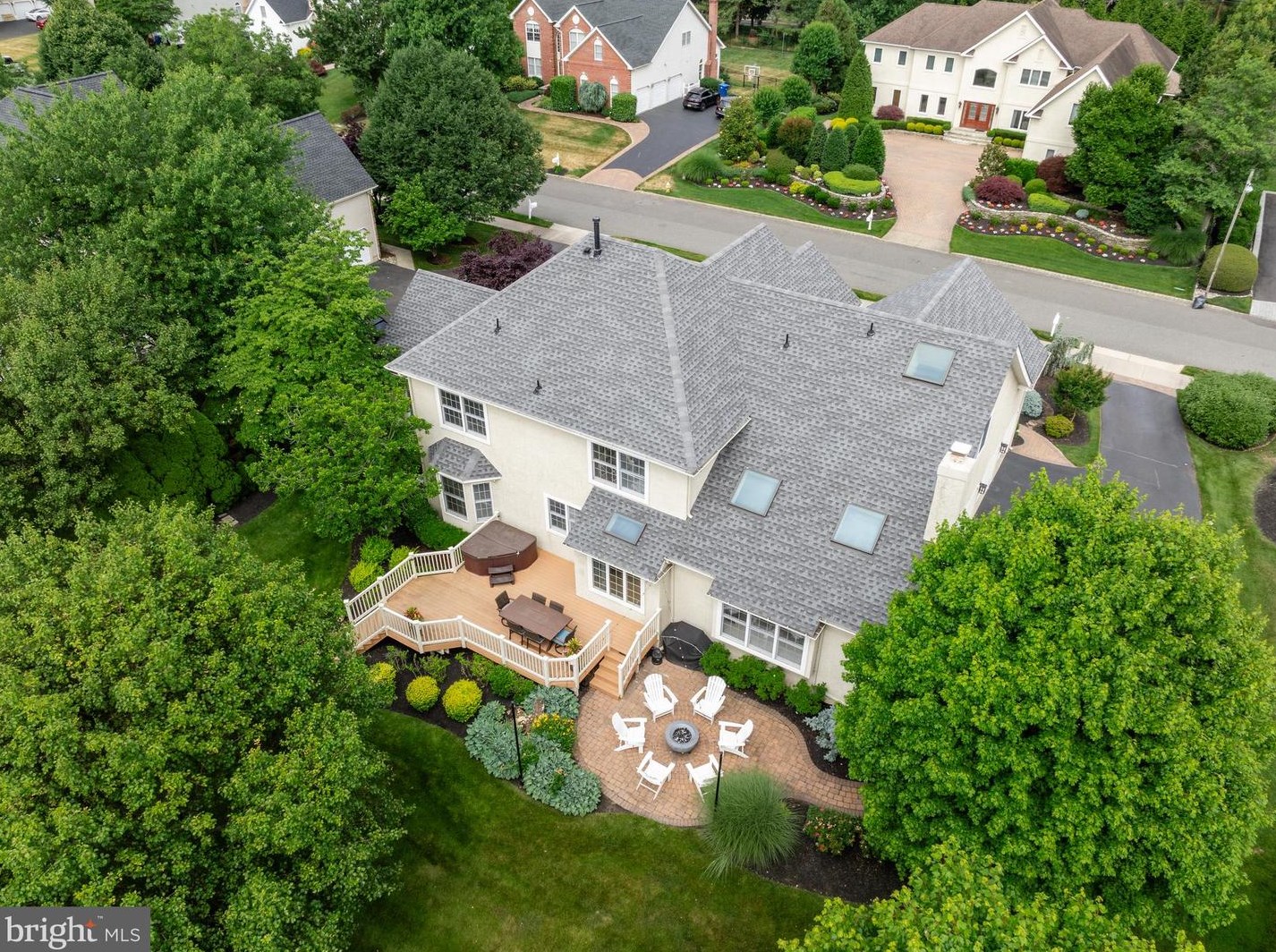 117 Country Club Dr, Moorestown NJ  08057-3975 exterior