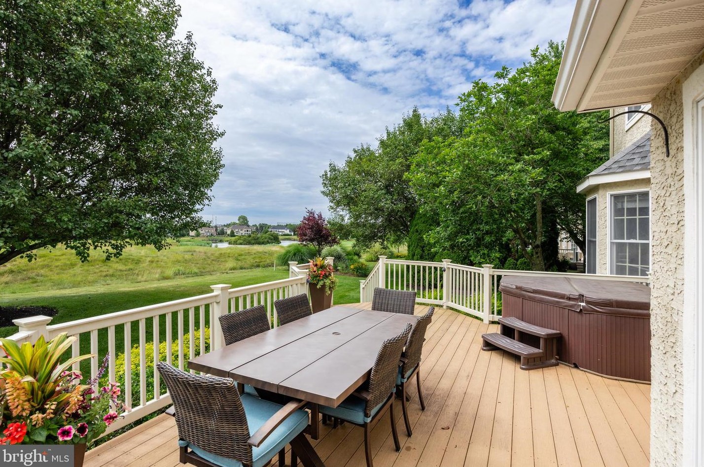 117 Country Club Dr, Moorestown NJ  08057-3975 exterior