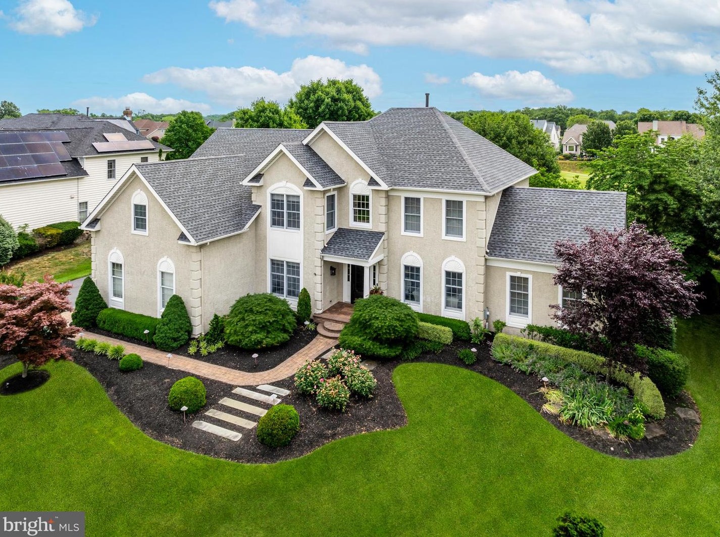 117 Country Club Dr, Moorestown NJ  08057-3975 exterior