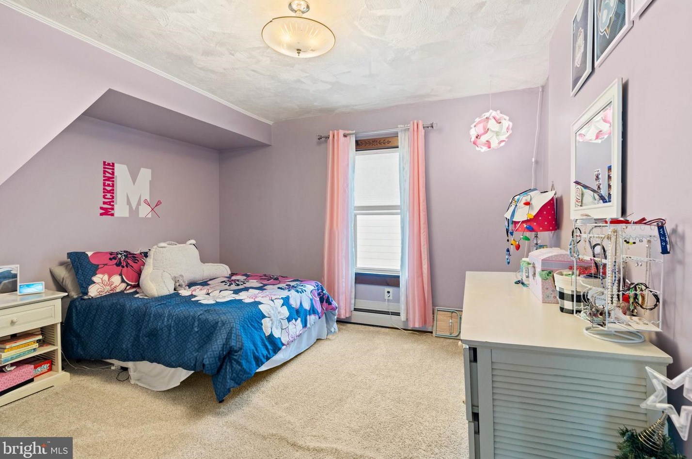 24 Central Ave, Moorestown NJ  08057-2415 exterior