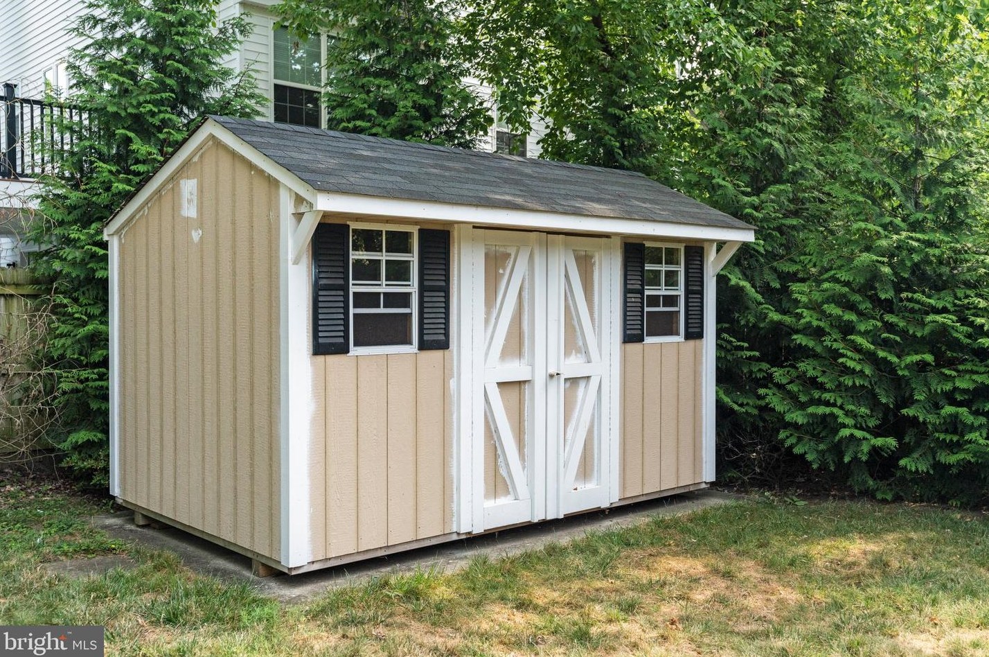 24 Central Ave, Moorestown NJ  08057-2415 exterior