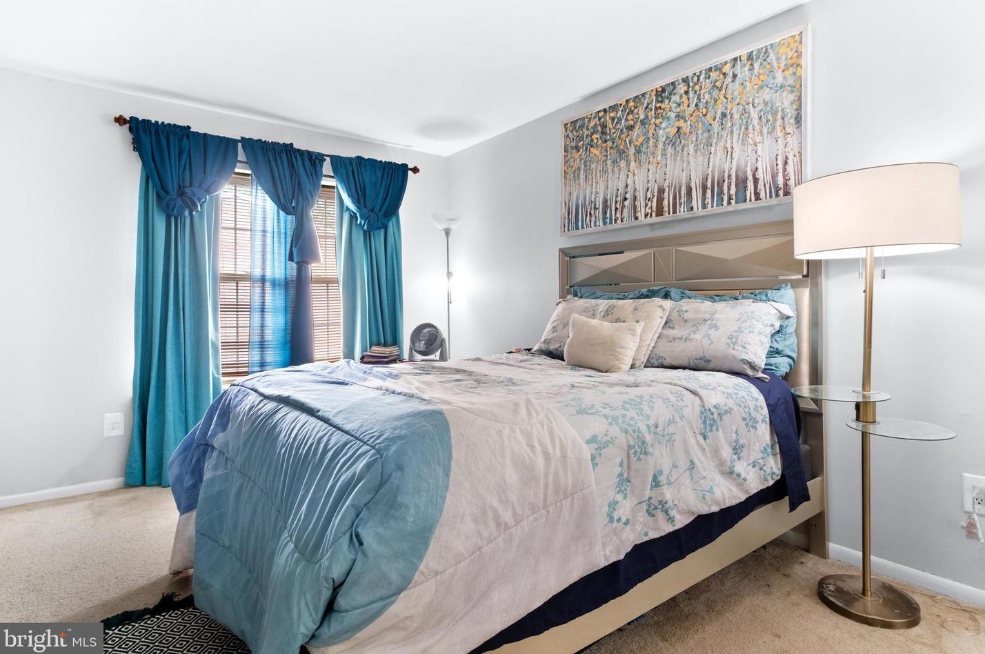 2139 Harbour Dr, Palmyra NJ  08065-1105 exterior