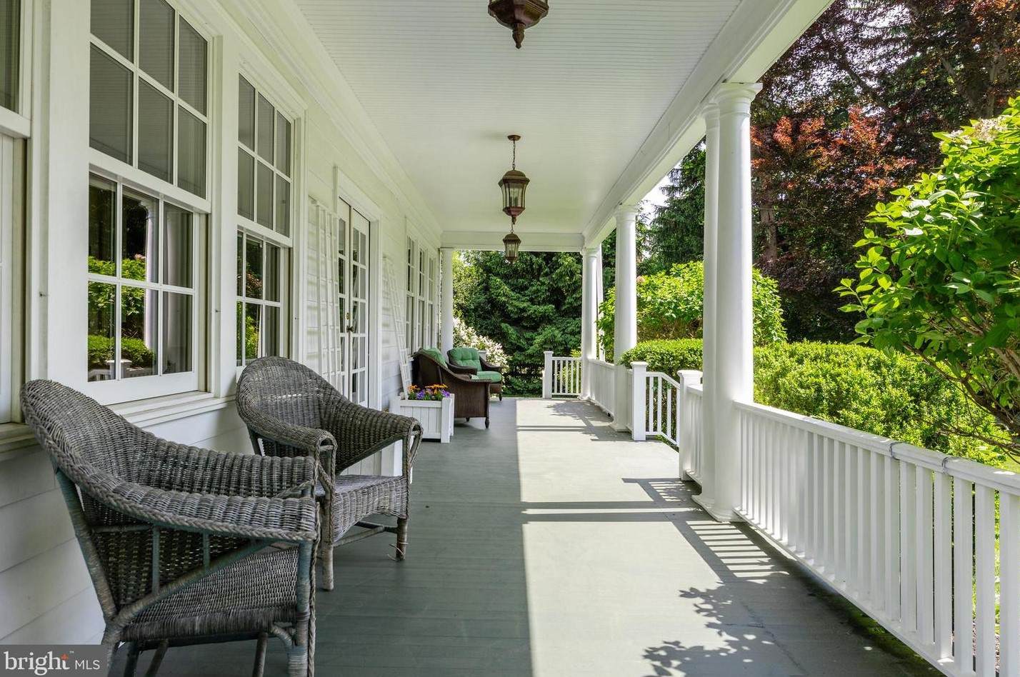 840 Golfview Rd, Moorestown NJ 08057-2024 exterior