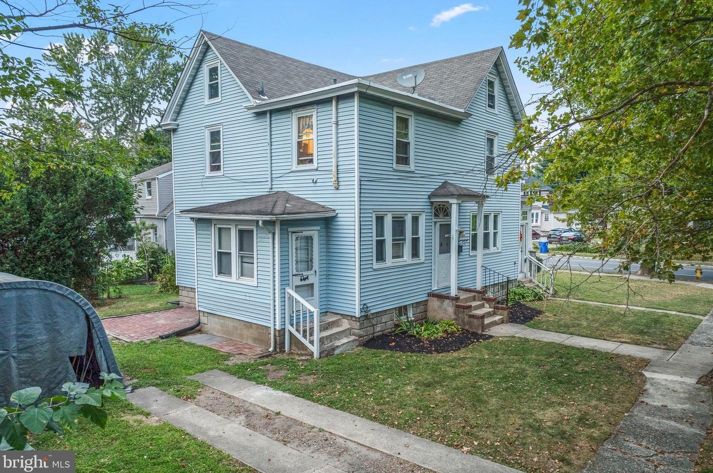 739 Cinnaminson Ave, Palmyra NJ 08065-1820 exterior