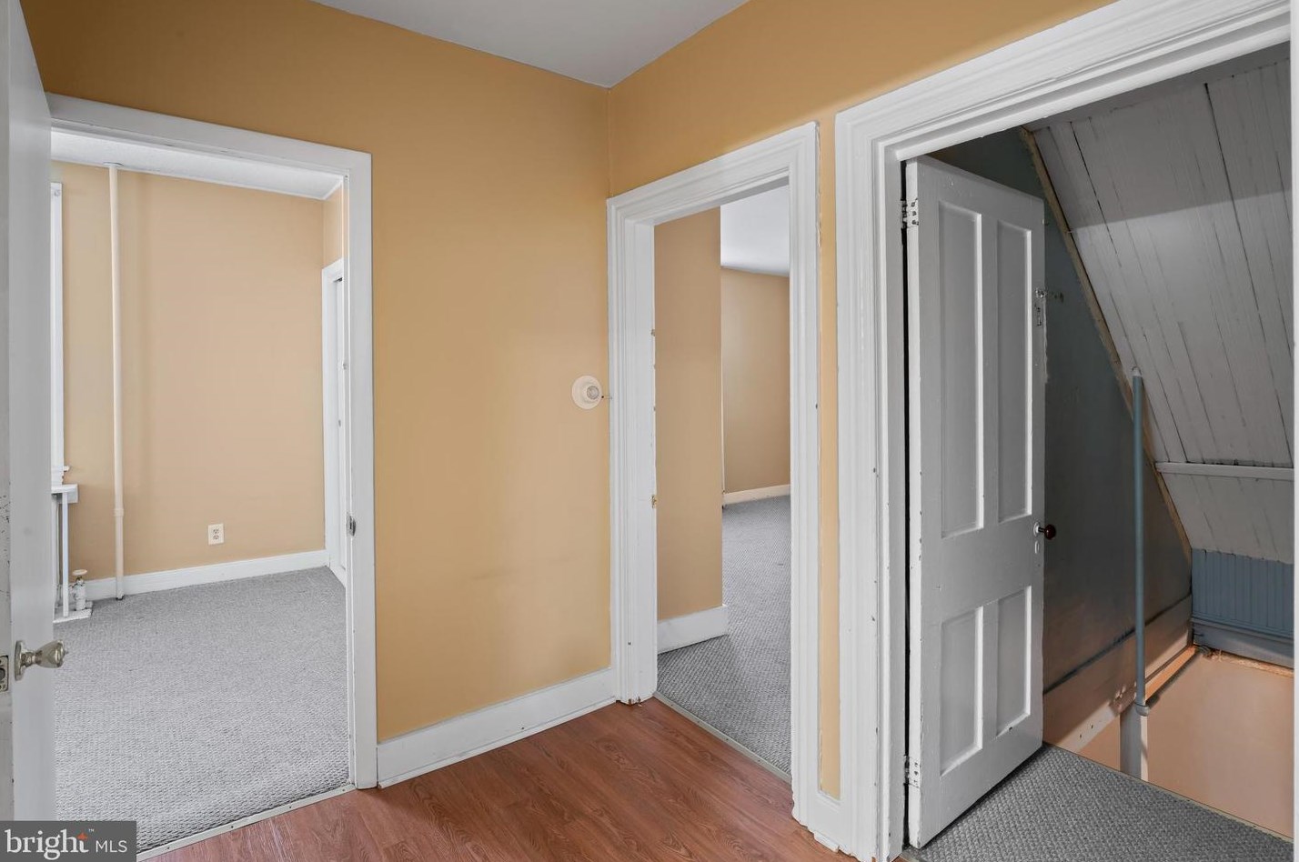 739 Cinnaminson Ave, Palmyra NJ 08065-1820 exterior