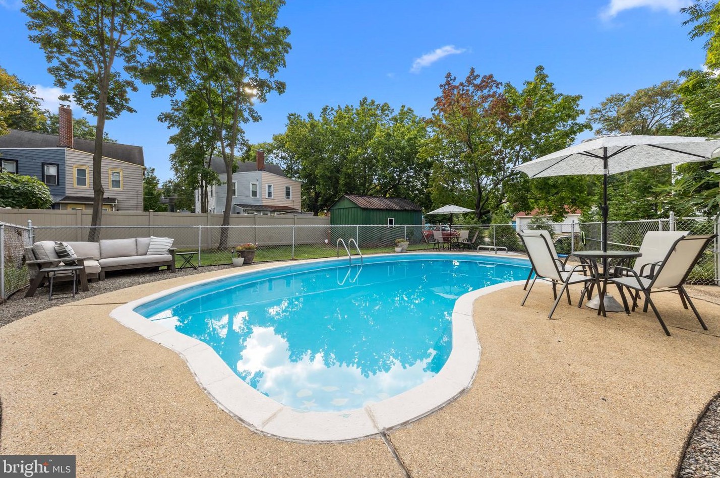 500 Fulton St, Riverton NJ 08077-1151 exterior