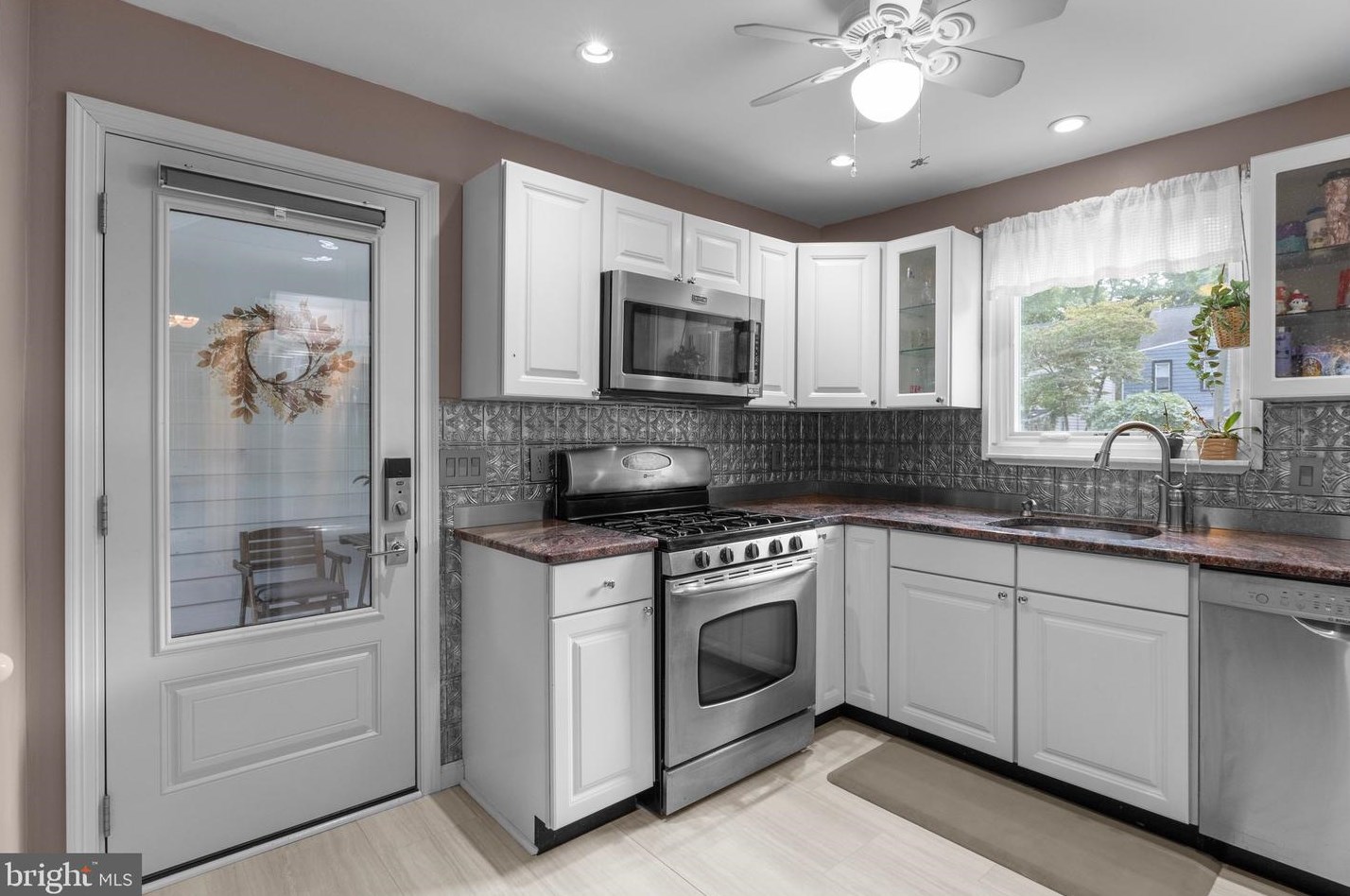 500 Fulton St, Riverton NJ 08077-1151 exterior