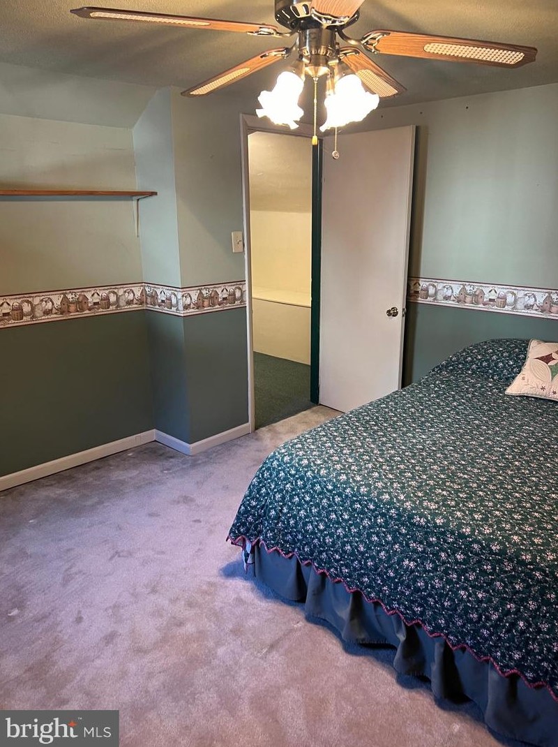 608 Lincoln Ave, Palmyra NJ 08065-2007 exterior