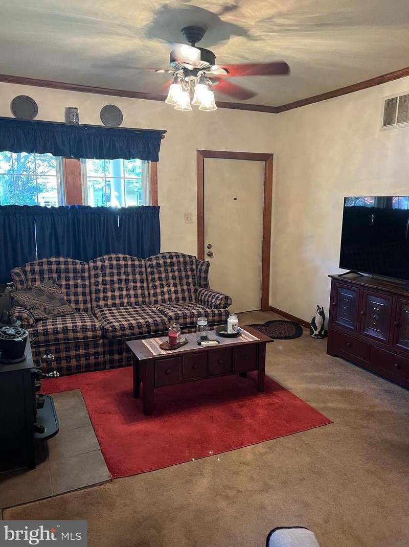 608 Lincoln Ave, Palmyra NJ 08065-2007 exterior