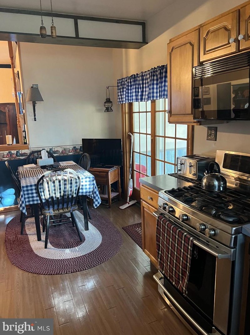 608 Lincoln Ave, Palmyra NJ 08065-2007 exterior