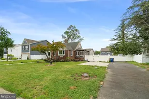 910 S Fairview St, Riverside, NJ 08075 - Photo 3