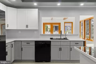 910 S Fairview St, Riverside, NJ 08075 - Photo 13